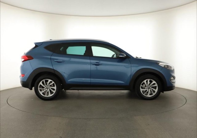 Hyundai Tucson  1.7 CRDi 