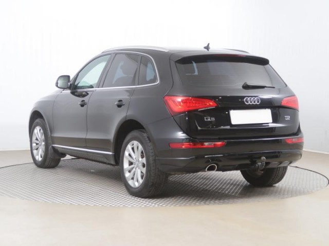 Audi Q5  2.0 TDI 