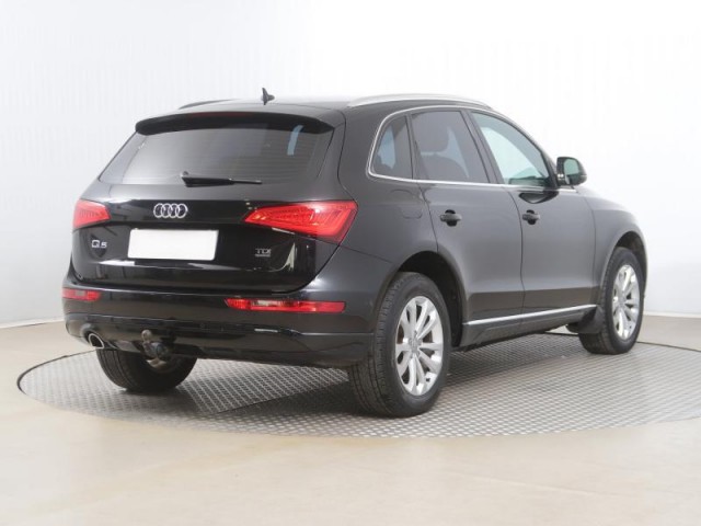 Audi Q5  2.0 TDI 