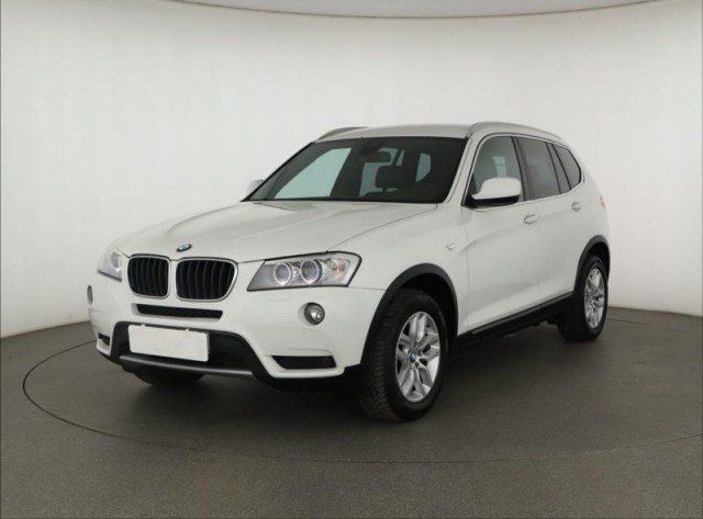 BMW X3  xDrive20d Selection
