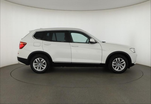 BMW X3  xDrive20d Selection