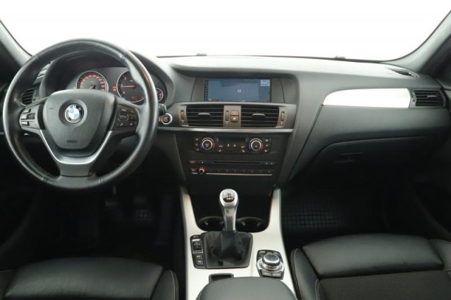 BMW X3  xDrive20d Selection
