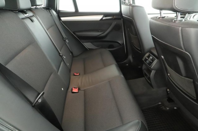 BMW X3  xDrive20d Selection