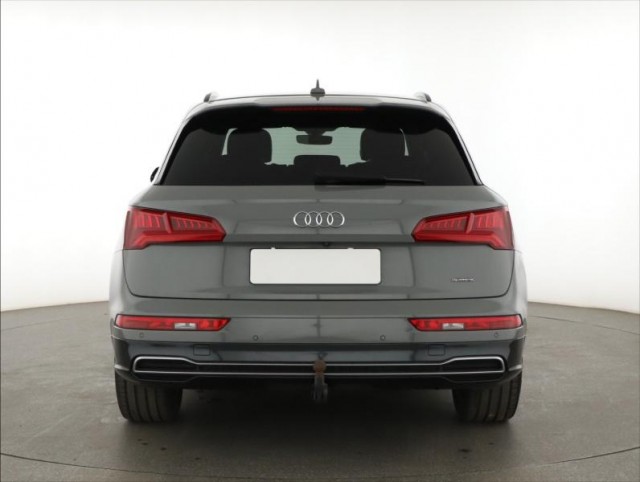 Audi Q5  2.0 TFSI S line