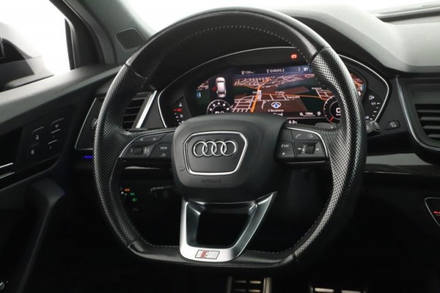 Audi Q5  2.0 TFSI S line