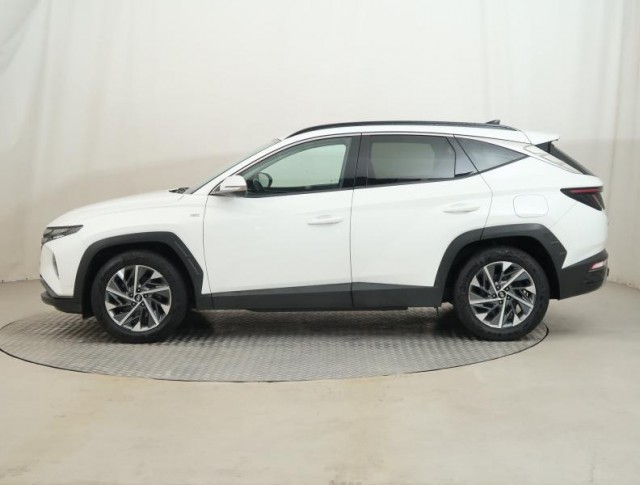 Hyundai Tucson  1.6 T-GDI 48V MHEV 