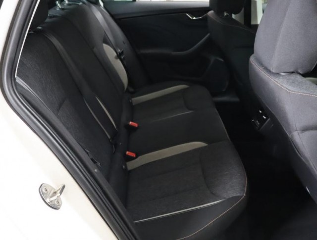 Škoda Kamiq  1.0 TSI Fresh