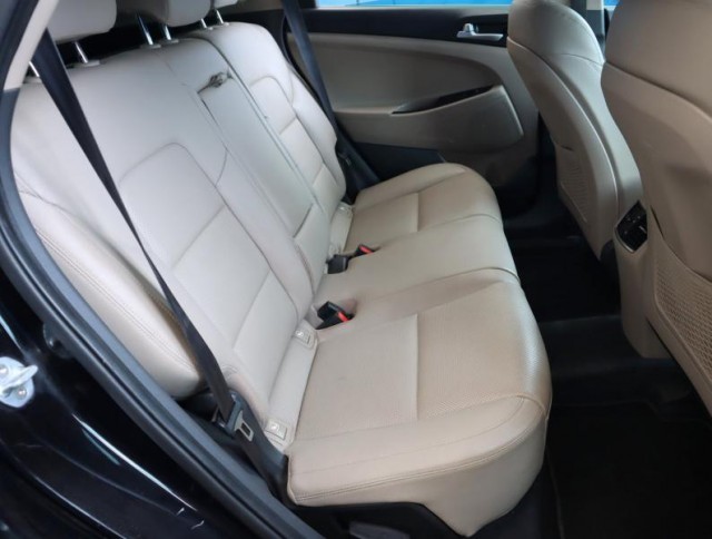 Hyundai Tucson  1.6 GDI 