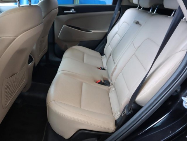 Hyundai Tucson  1.6 GDI 