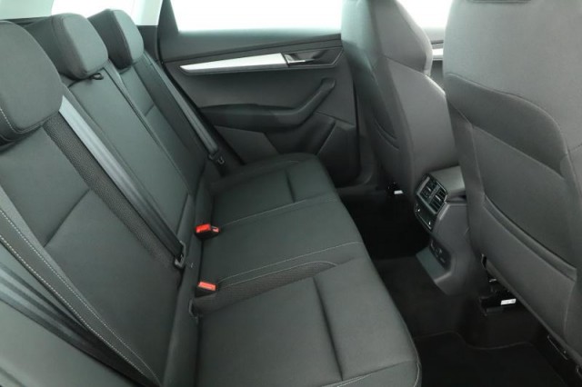 Škoda Karoq  1.5 TSI Drive