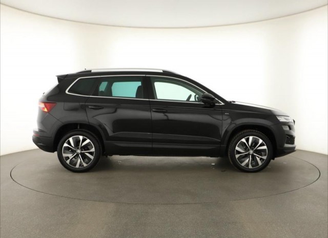 Škoda Karoq  1.5 TSI Drive