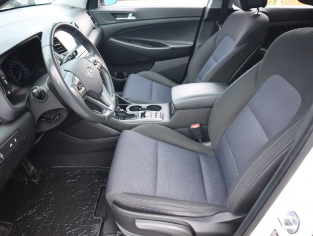 Hyundai Tucson  2.0 CRDi 