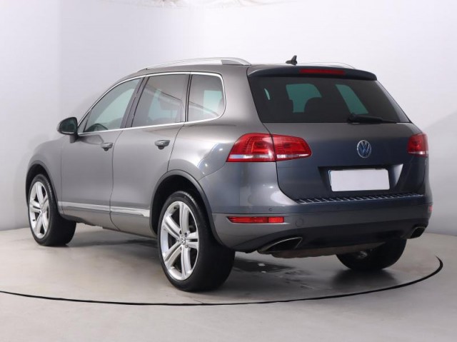 Volkswagen Touareg  3.0 TDI Carat