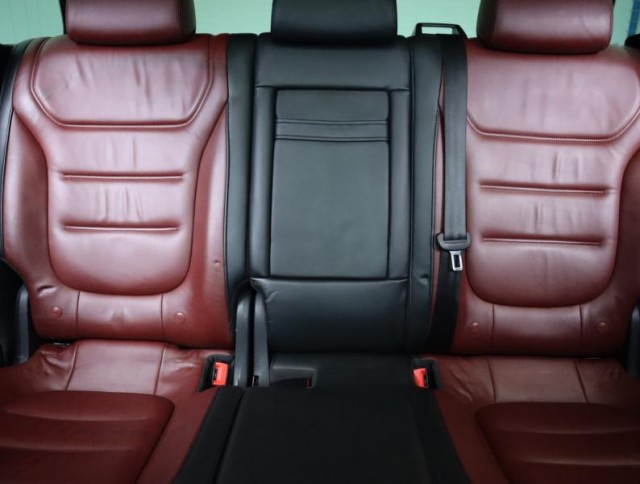 Volkswagen Touareg  3.0 TDI Carat