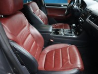 Volkswagen Touareg  3.0 TDI Carat