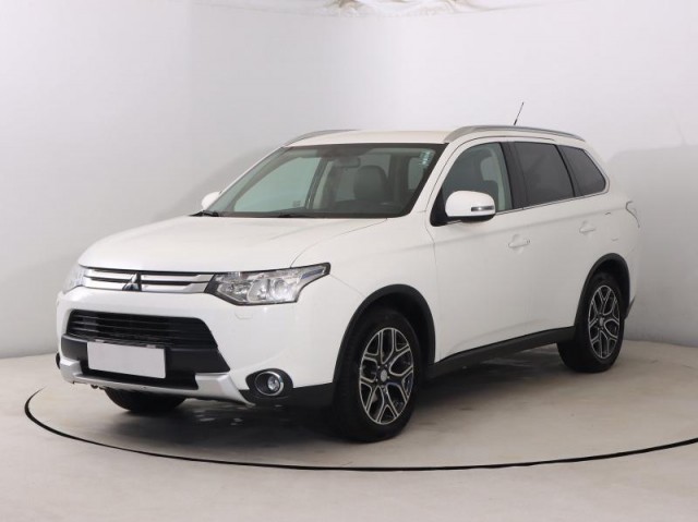 Mitsubishi Outlander  2.2 DI-D 