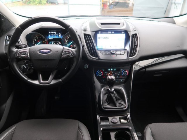 Ford Kuga  1.5 EcoBoost Titanium