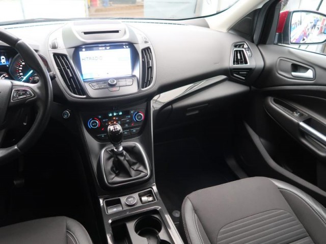 Ford Kuga  1.5 EcoBoost Titanium