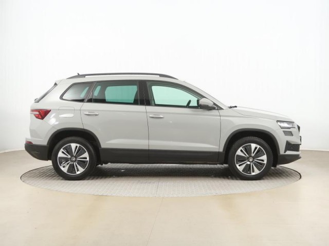 Škoda Karoq  1.5 TSI 