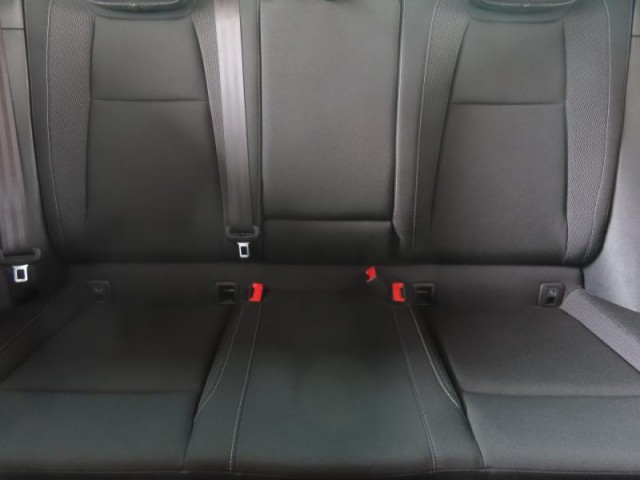 Škoda Karoq  1.5 TSI 