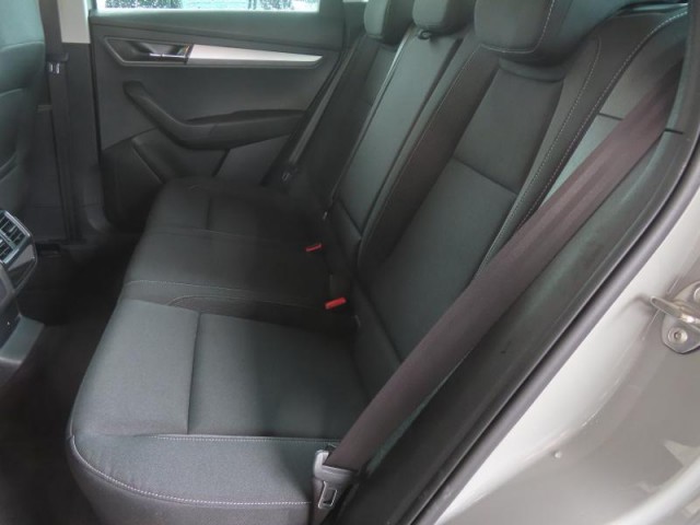 Škoda Karoq  1.5 TSI 