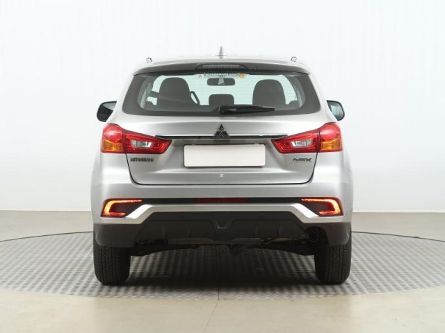 Mitsubishi ASX  1.6 MIVEC Inform
