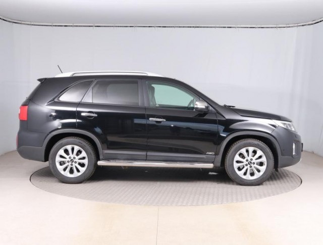 Kia Sorento  2.2 CRDi 