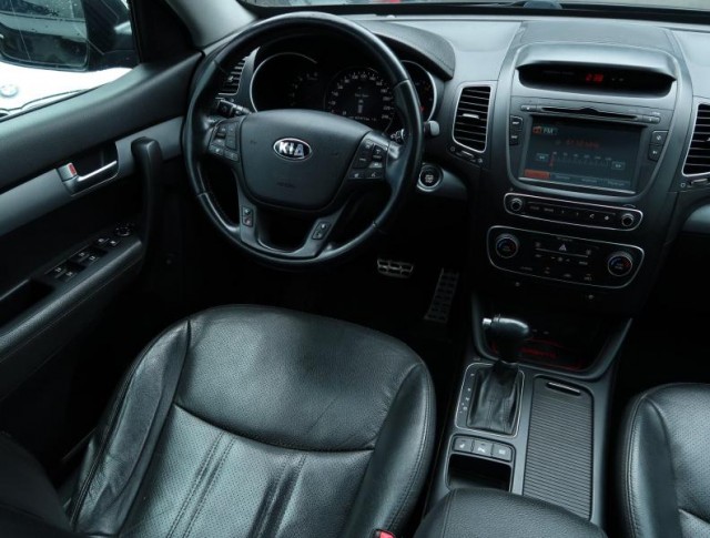 Kia Sorento  2.2 CRDi 