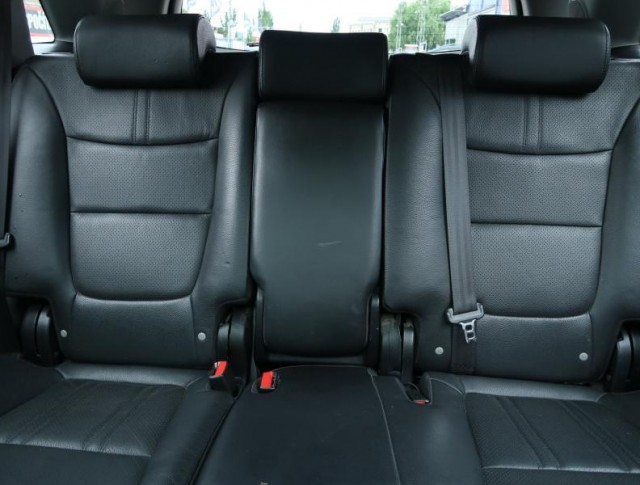 Kia Sorento  2.2 CRDi 