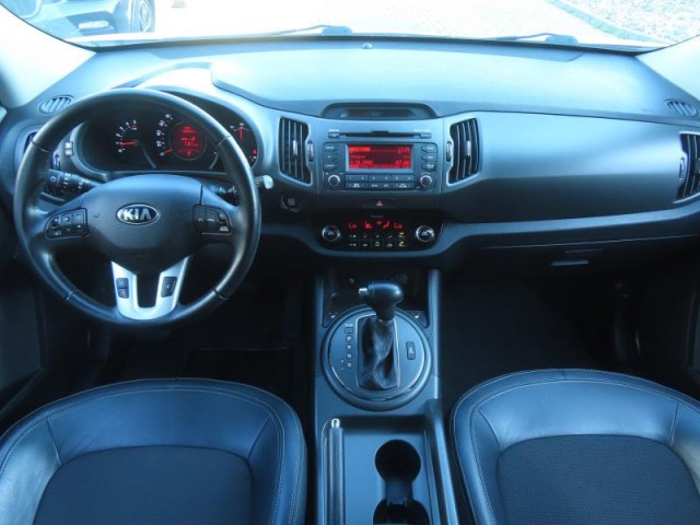 Kia Sportage  2.0 CRDi 
