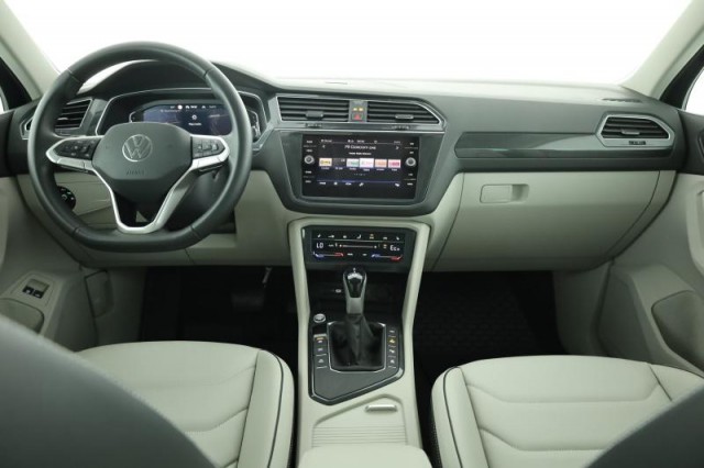 Volkswagen Tiguan  1.4 TSI eHybrid Elegance