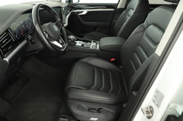 Volkswagen Touareg  3.0 TDI Elegance