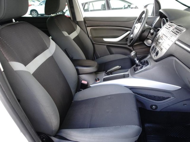 Ford Kuga  2.0 TDCi 
