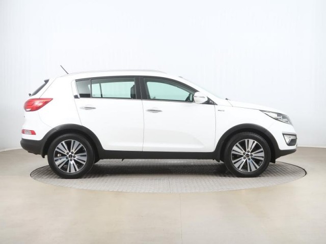 Kia Sportage  2.0 CRDi 