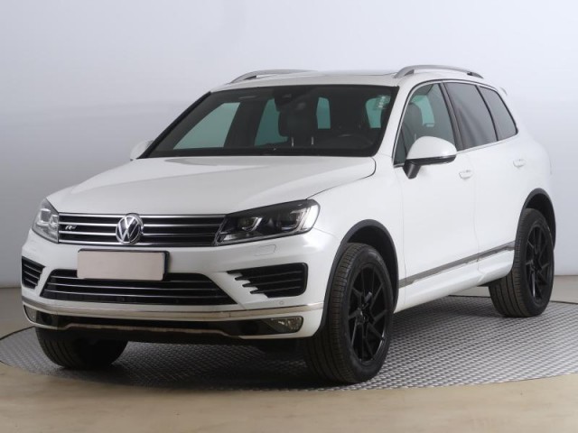 Volkswagen Touareg  3.0 TDI R-Line