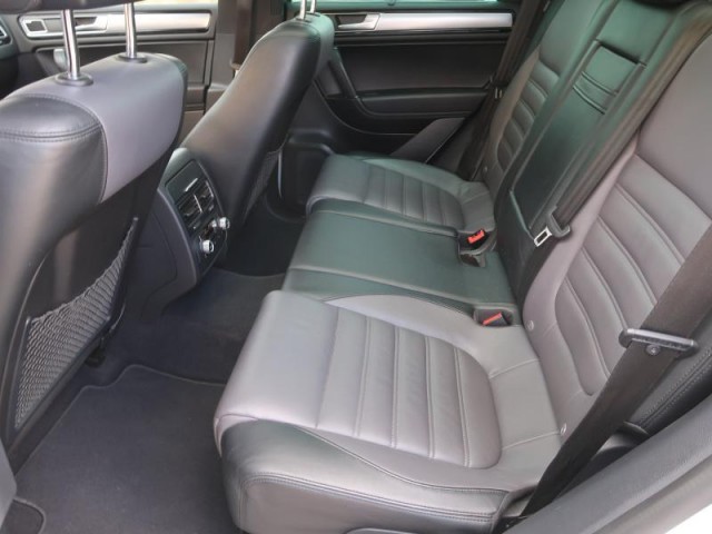 Volkswagen Touareg  3.0 TDI R-Line