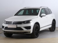 Volkswagen Touareg  3.0 TDI R-Line