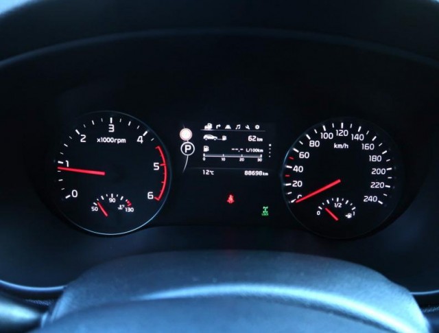 Kia Sportage  2.0 CRDi 