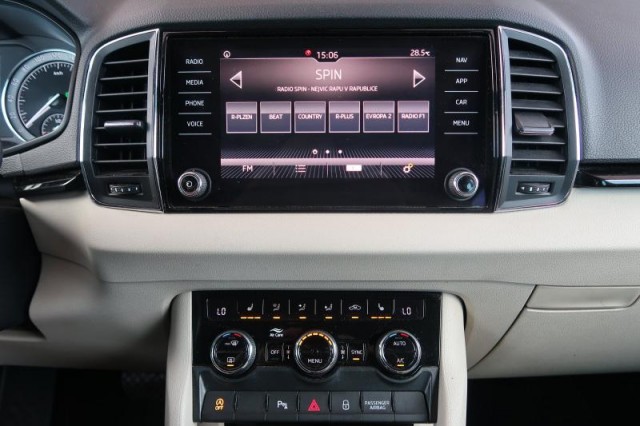 Škoda Karoq  1.5 TSI Style