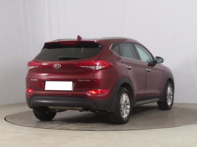 Hyundai Tucson  1.7 CRDi 