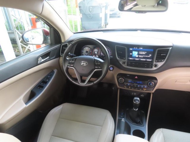 Hyundai Tucson  1.7 CRDi 