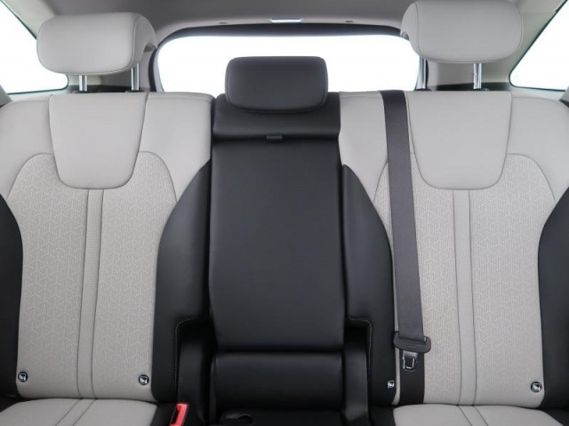 Kia Sorento  2.2 CRDi 