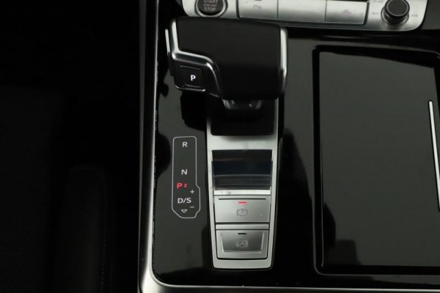 Audi Q7  55 TFSI S-Line