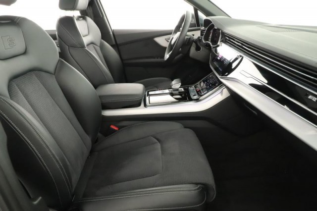 Audi Q7  50 TDI S-Line