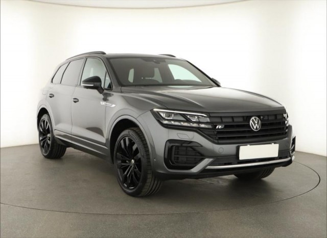 Volkswagen Touareg  3.0 TDI R-Line
