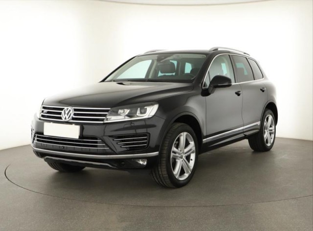 Volkswagen Touareg  3.0 TDI R-Line