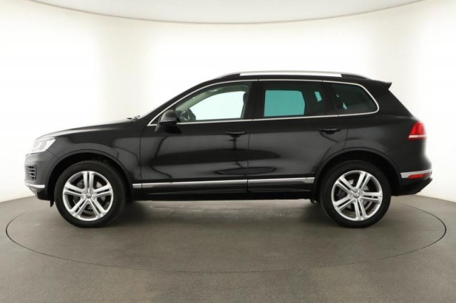 Volkswagen Touareg  3.0 TDI R-Line