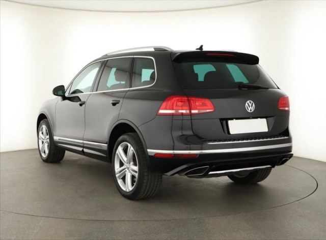 Volkswagen Touareg  3.0 TDI R-Line