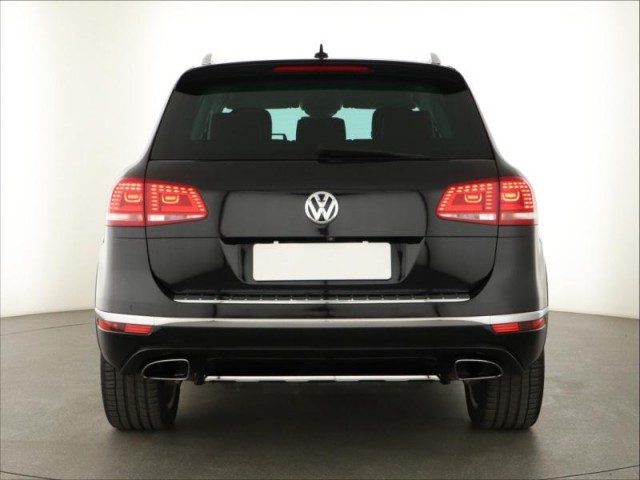 Volkswagen Touareg  3.0 TDI R-Line