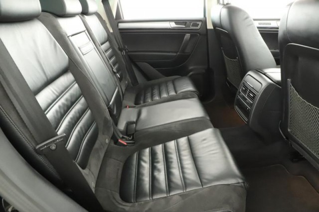 Volkswagen Touareg  3.0 TDI R-Line